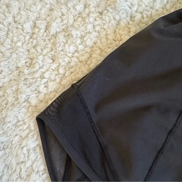 Black Lululemon shorts - Picture 5 of 6